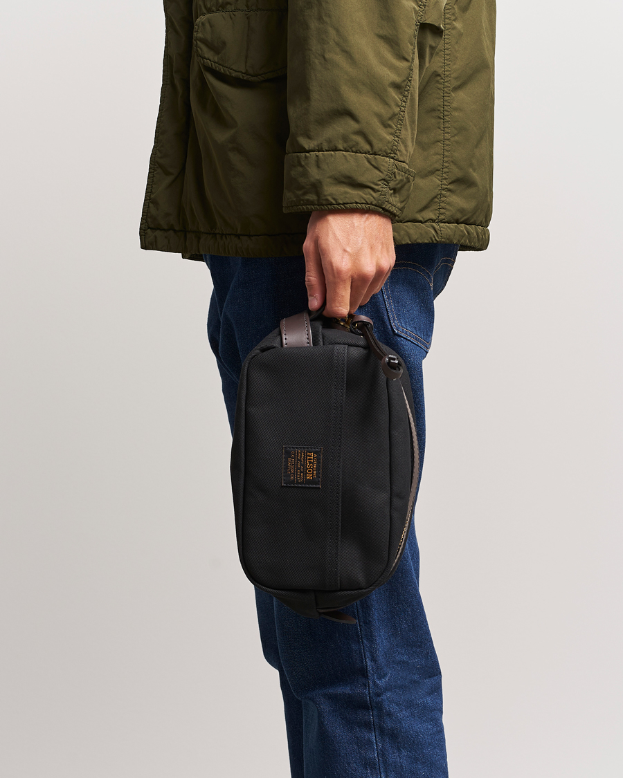 Filson Rugged Twill Travel Kit Black at CareOfCarl.com Filson Rugged Twill Travel Kit Black at CareOfCarl.com