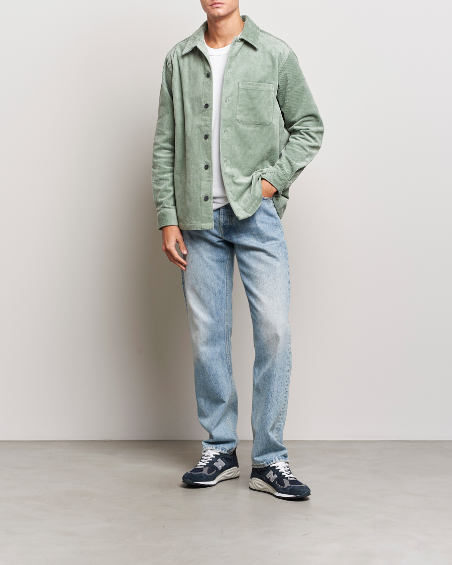 Men | Shirts | Samsøe Samsøe | Samsøe & Samsøe Damon Corduroy Overshirt Iceberg Green