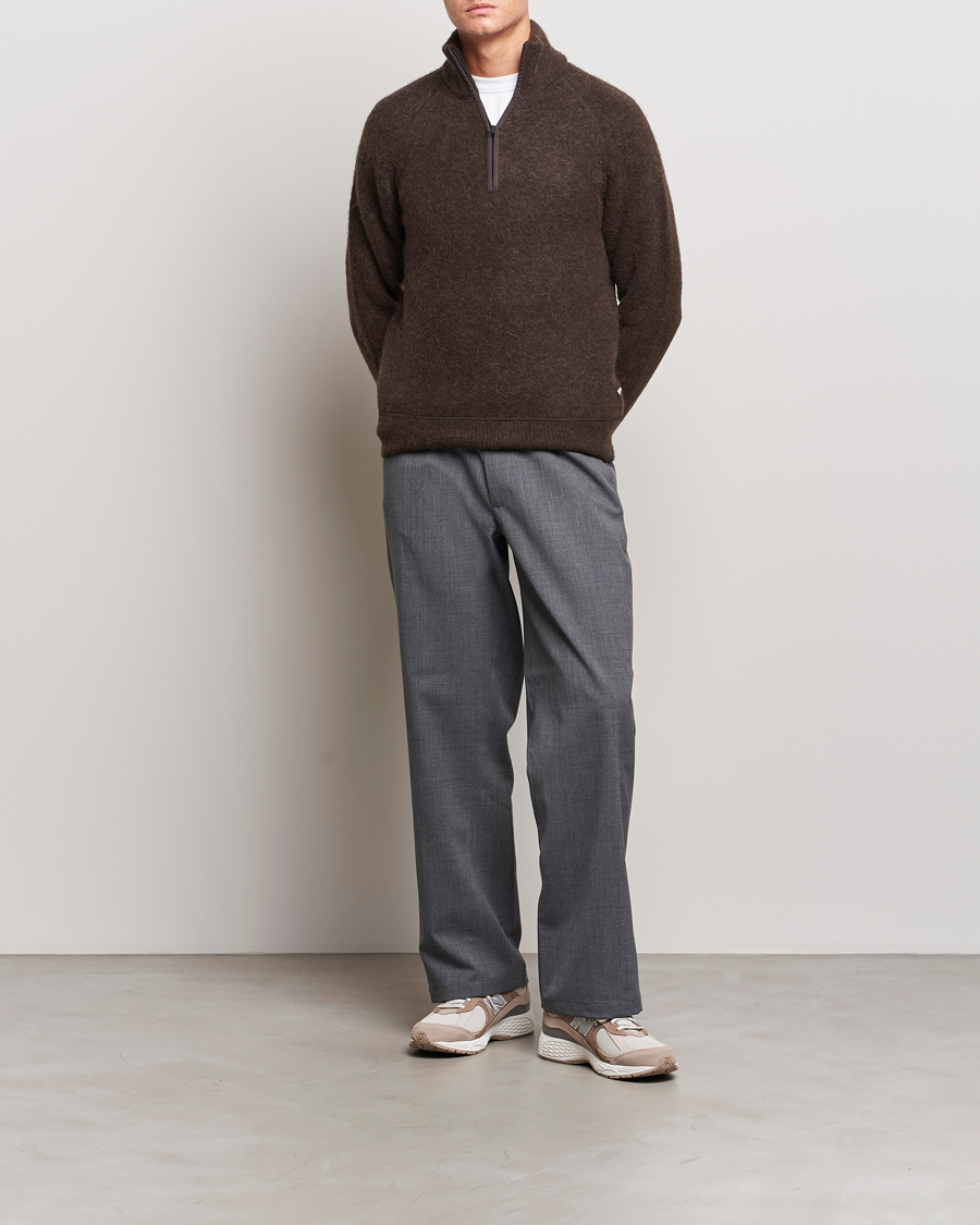 Men | Sweaters & Knitwear | J.Lindeberg | Wilton Half Zip Sweater Delicioso