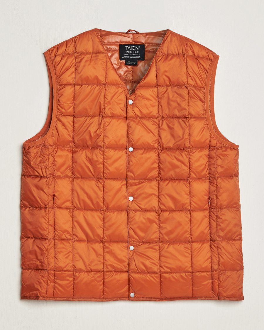 Men | Coats & Jackets | TAION | V-Neck Lightweight Down Vest Brick Orange