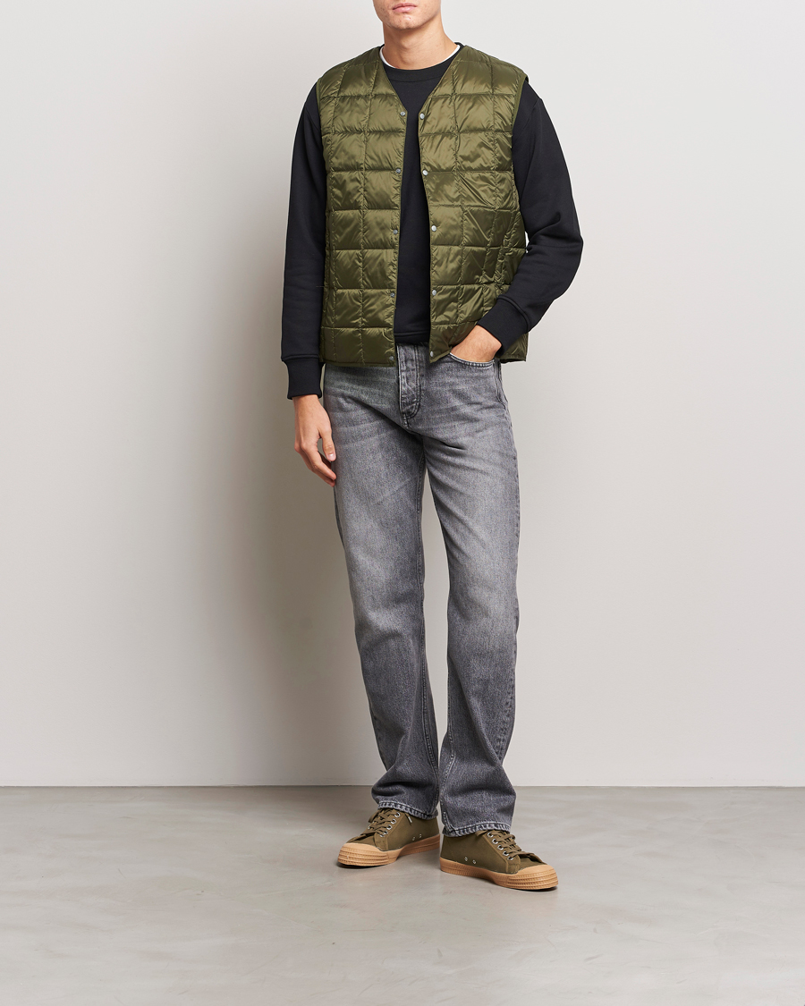 Men | Coats & Jackets | TAION | V-Neck Lightweight Down Vest Dark Olive
