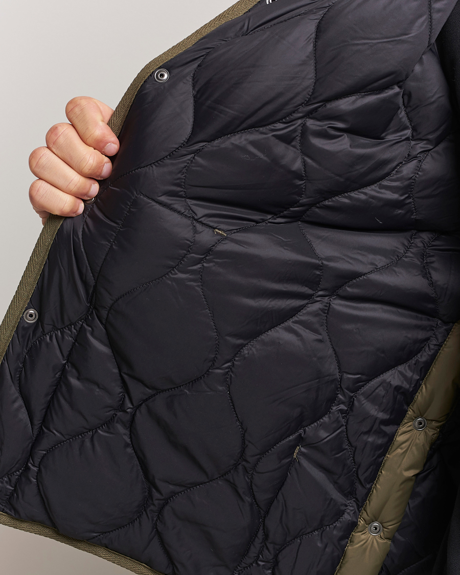 Men | Coats & Jackets | TAION | Military Crew Neck Down Jacket Dark Olive