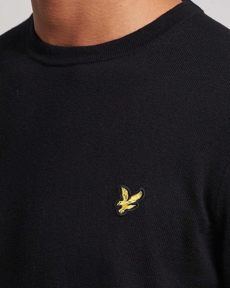 Men | Sweaters & Knitwear | Lyle & Scott | Cotton/Merino Crew Neck Jumper Jet Black