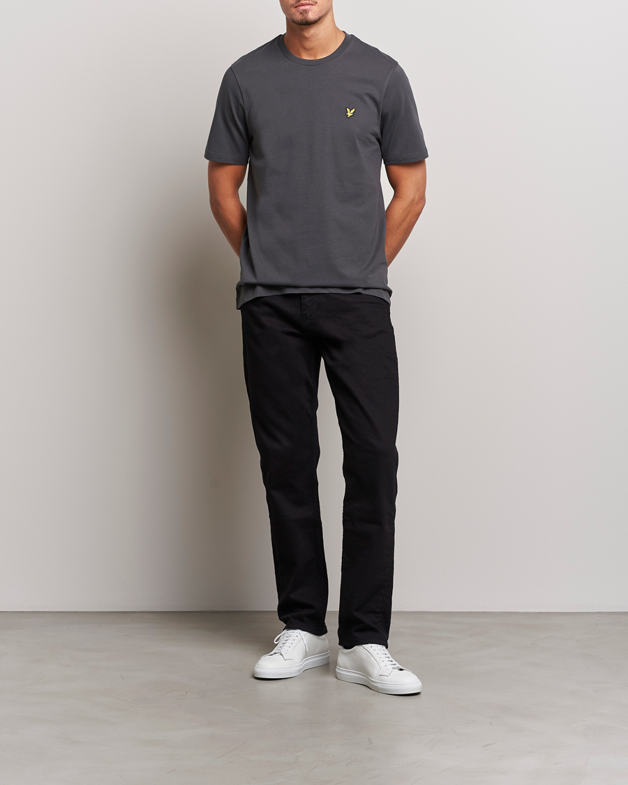 Men | T-Shirts | Lyle & Scott | Cotton Crew Neck T-Shirt Gunmetal