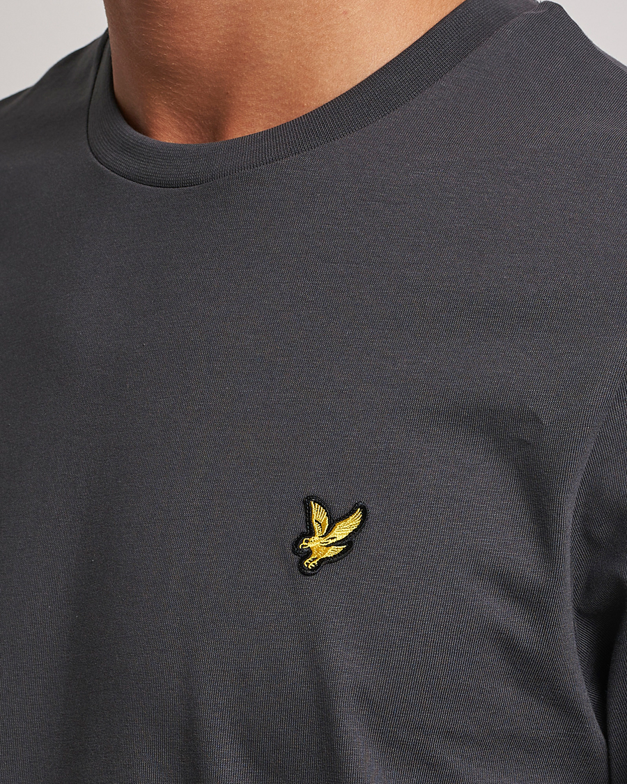 Men | T-Shirts | Lyle & Scott | Cotton Crew Neck T-Shirt Gunmetal