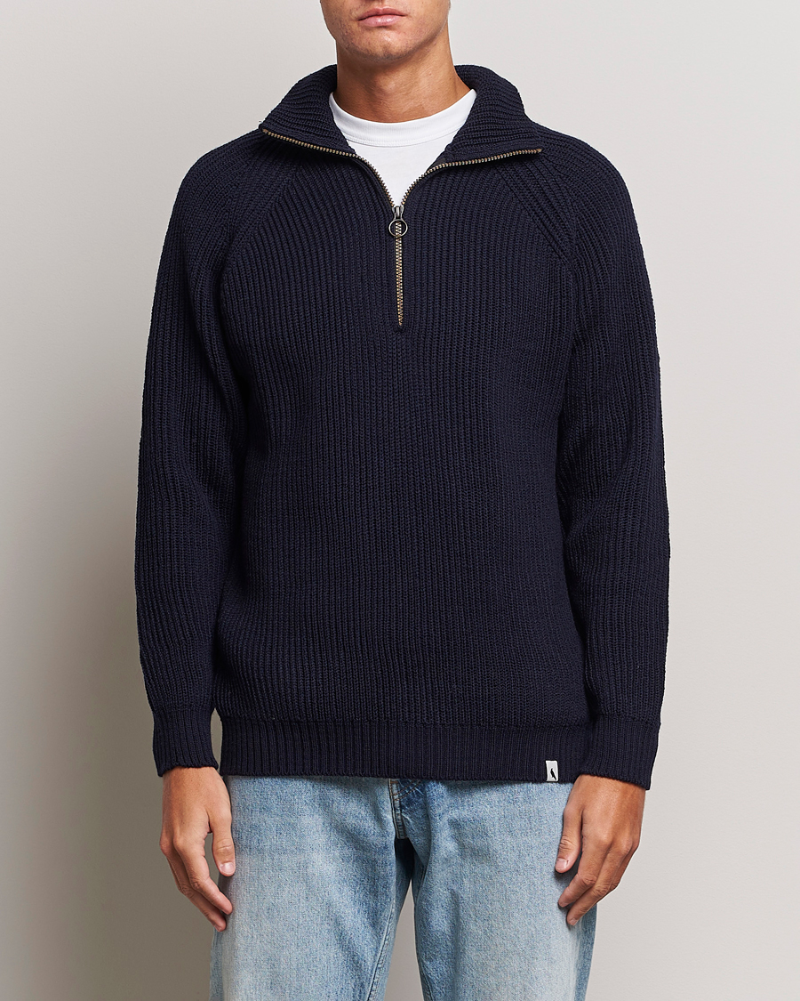 Men | Sweaters & Knitwear | Peregrine | Ford Knitted Wool Half Zip Navy