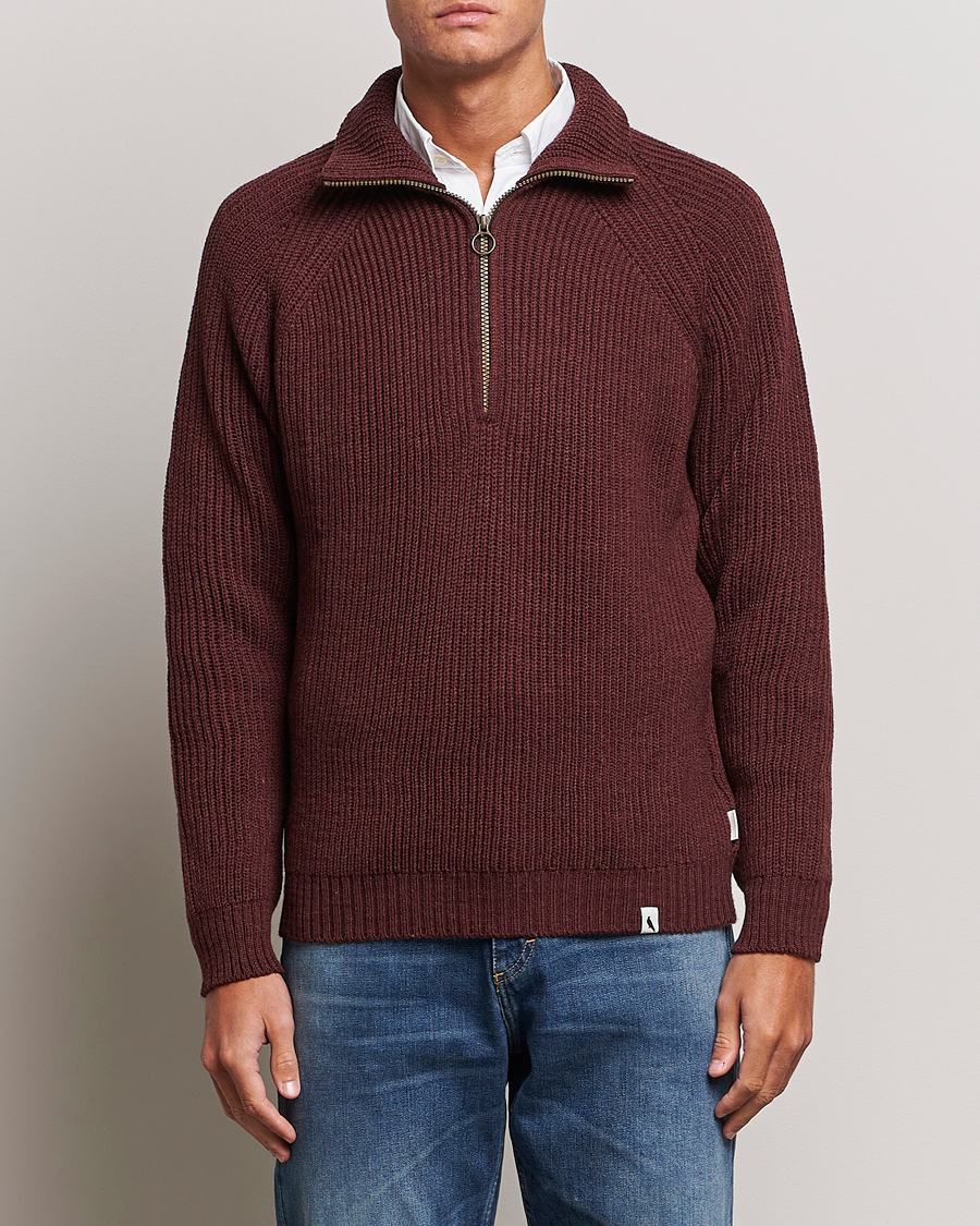 Men | Sweaters & Knitwear | Peregrine | Ford Knitted Wool Half Zip Shiraz