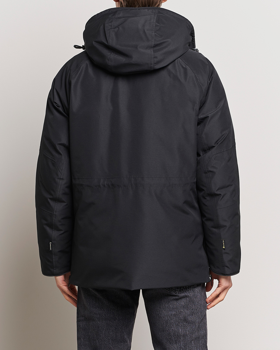 Men | Coats & Jackets | Woolrich | Aleutian Supreme Gore-Tex Parka Off Black
