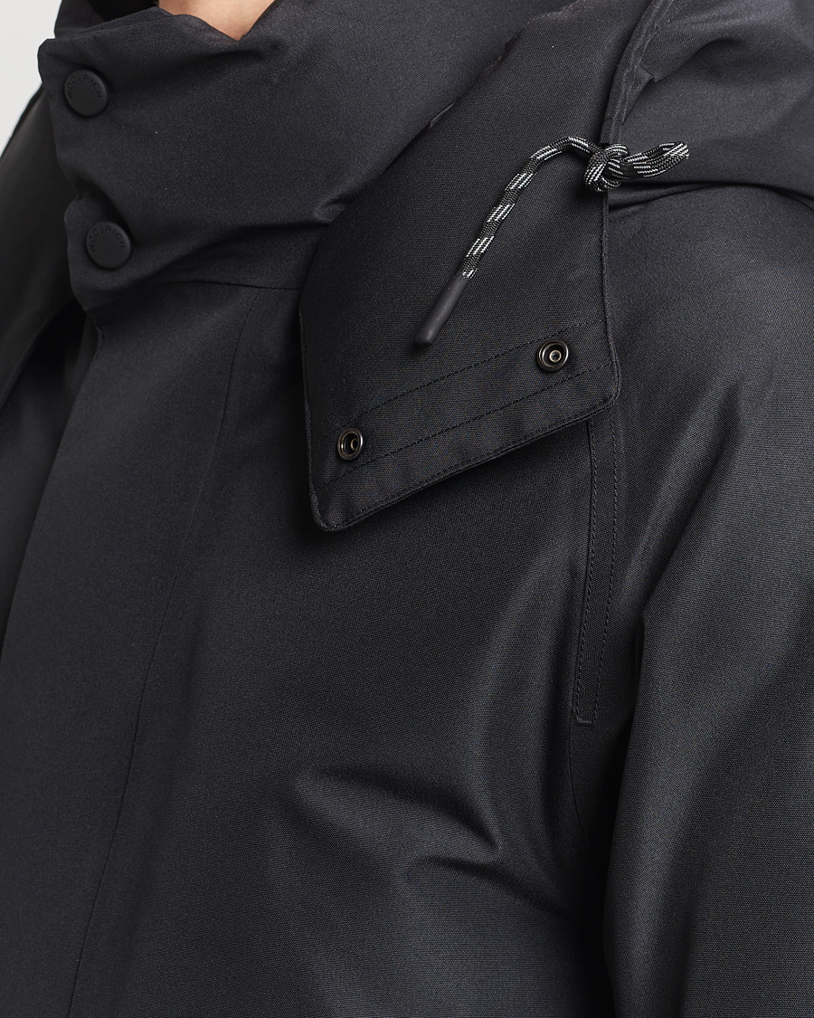 Men | Coats & Jackets | Woolrich | Aleutian Supreme Gore-Tex Parka Off Black