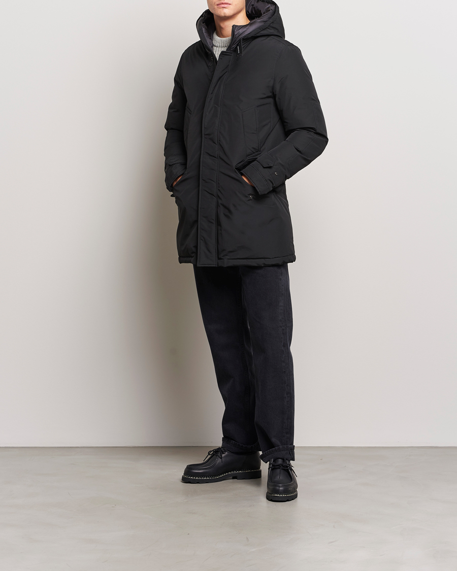 Men | Coats & Jackets | Woolrich | Polar High Collar Parka Black