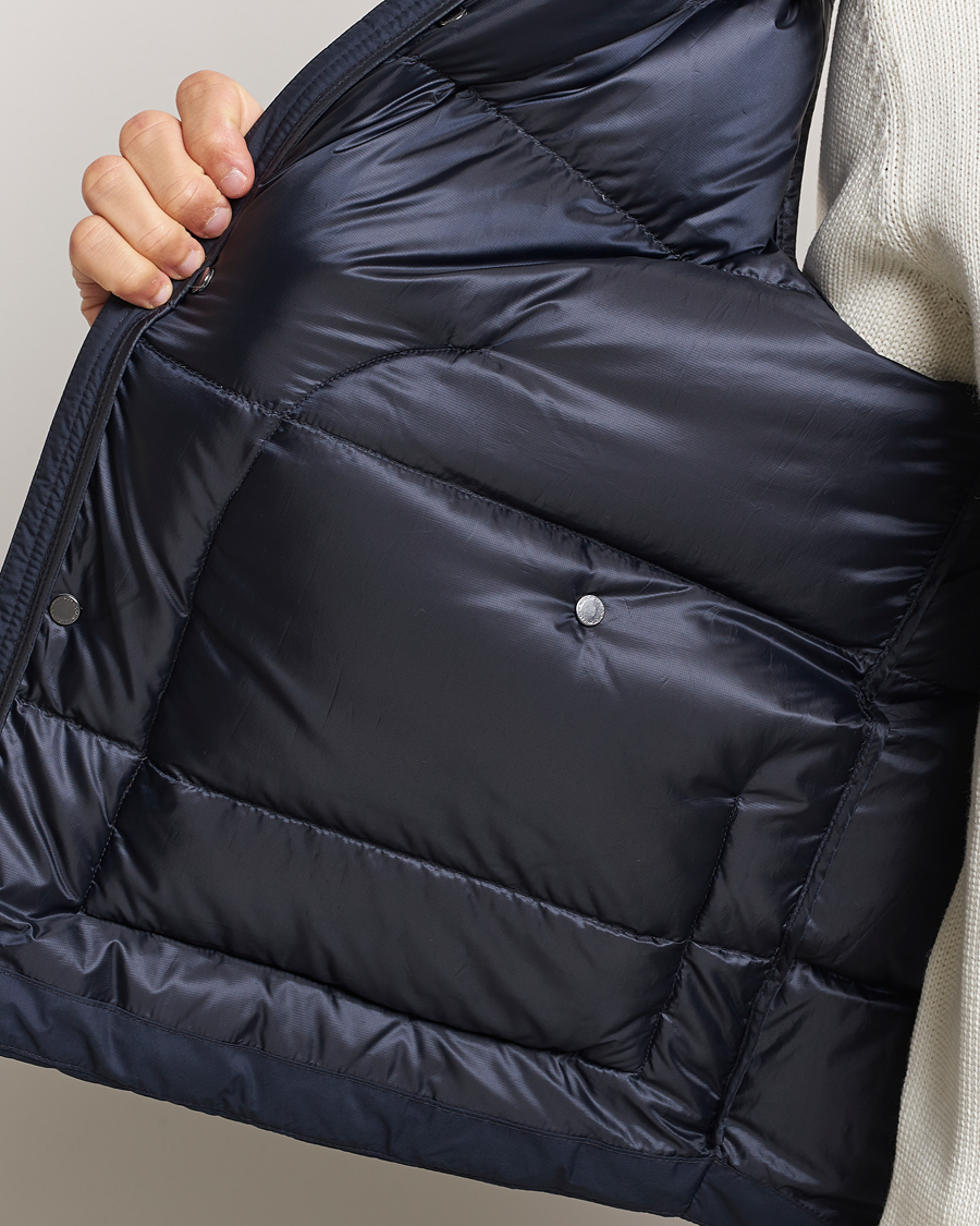 ジャケット・アウター woolrich down vest charcoal Men's Padded Pacific Vest green | Woolrich US