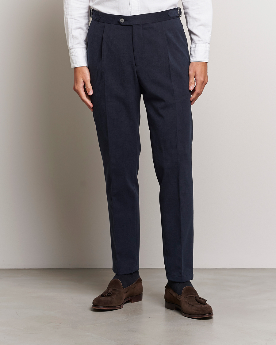 Men |  | Oscar Jacobson | Delon Brushed Cotton Trousers Navy