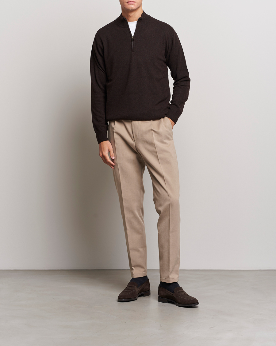 Men | Trousers | Oscar Jacobson | Delon Brushed Cotton Trousers Beige