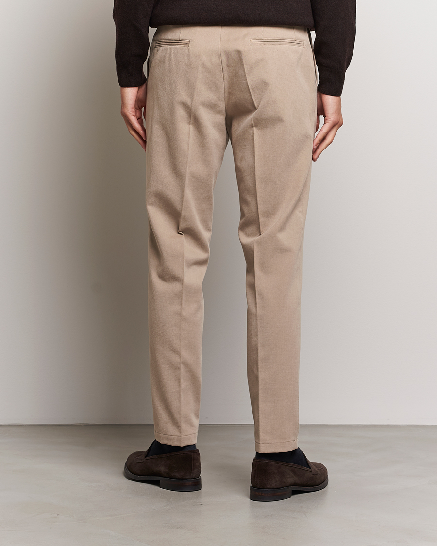 Men | Trousers | Oscar Jacobson | Delon Brushed Cotton Trousers Beige