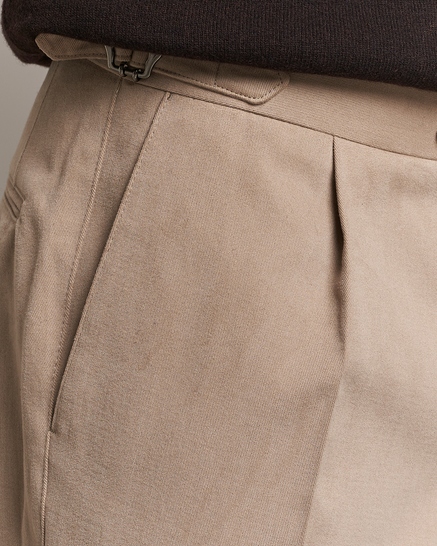 Men | Trousers | Oscar Jacobson | Delon Brushed Cotton Trousers Beige
