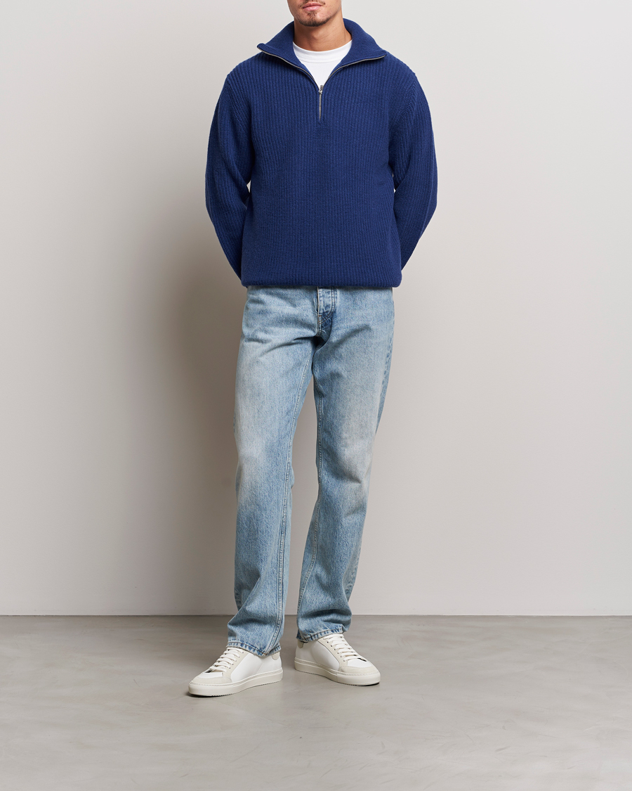 Men | Sweaters & Knitwear | Nudie Jeans | August Wool Rib Knitted Half Zip Royal Blue