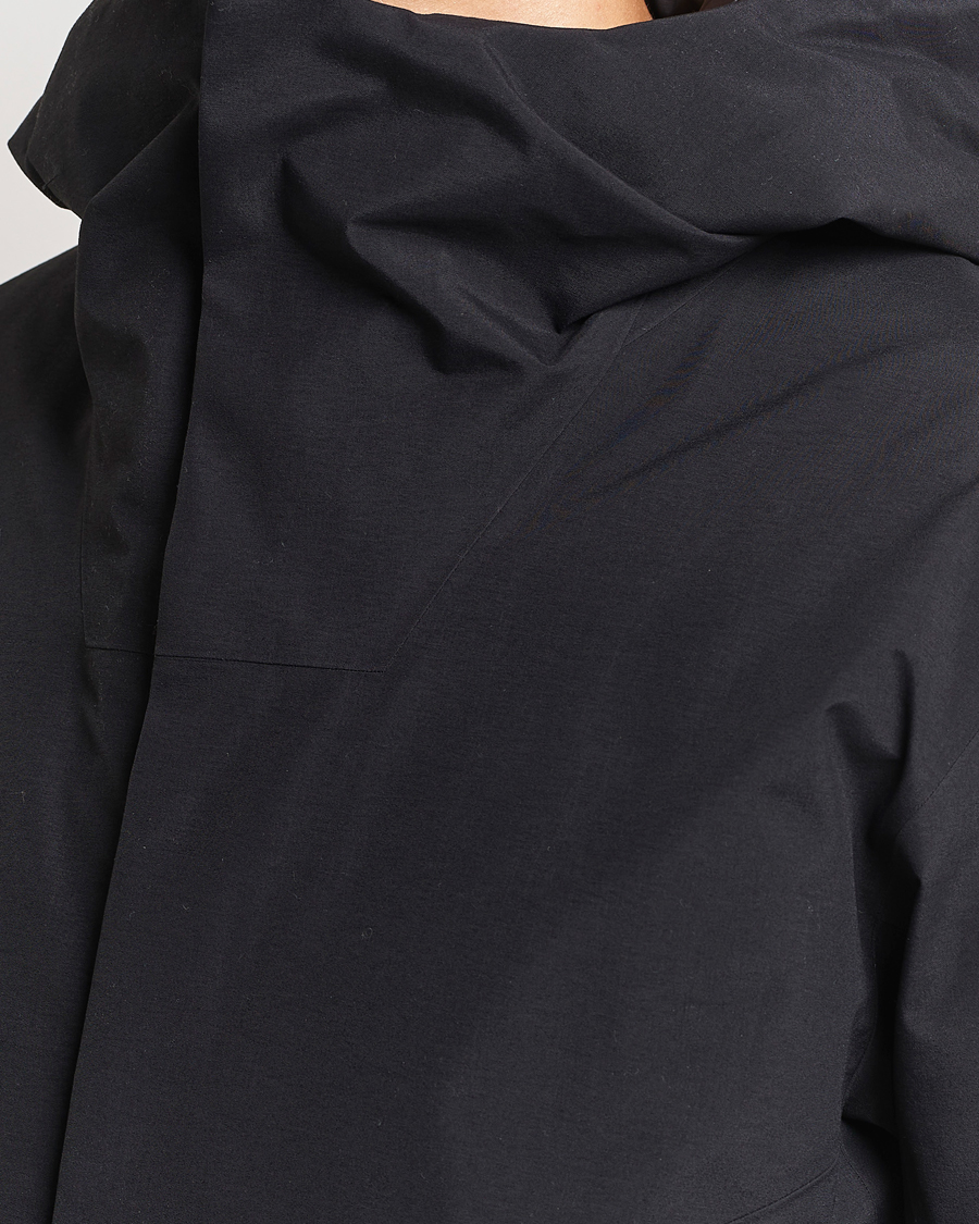 Men | Coats & Jackets | Arc'teryx Veilance | Monitor Down Coat Black