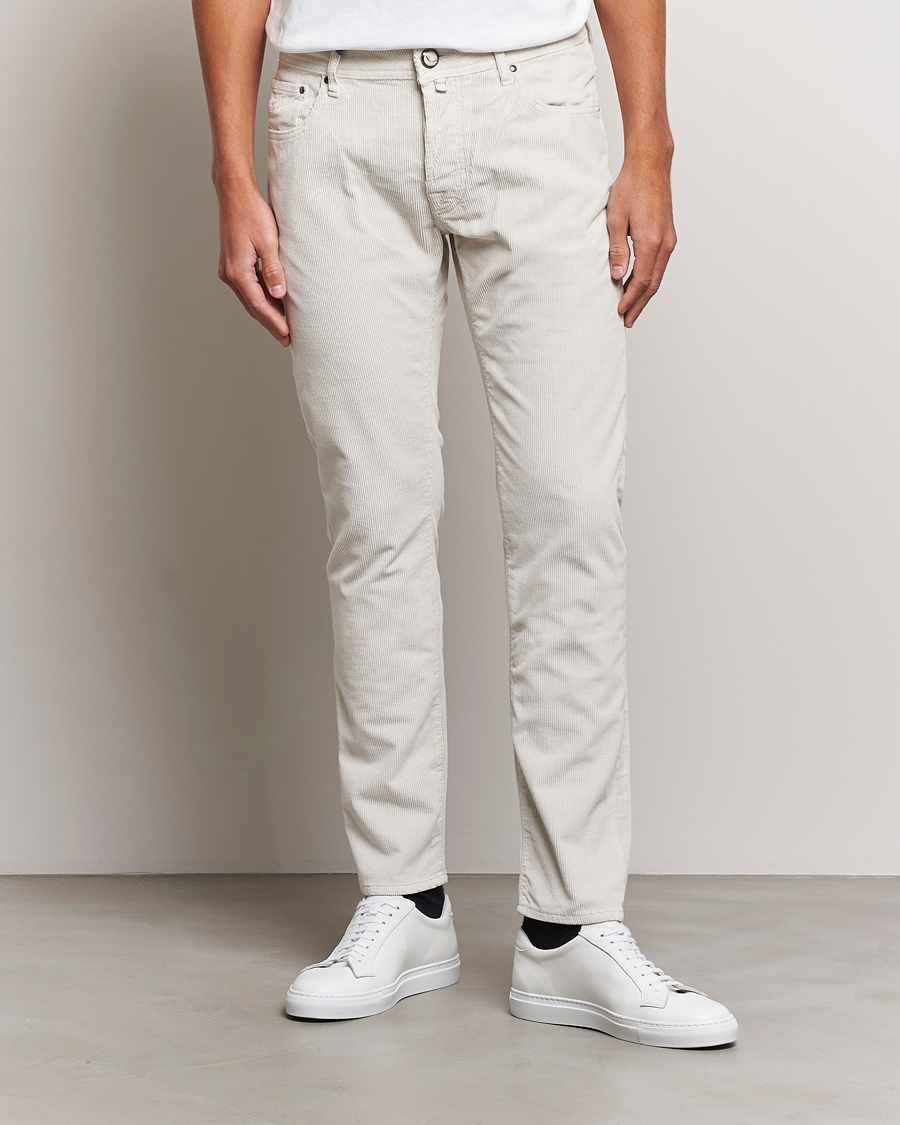 Men | Casual Trousers | Jacob Cohën | Bard 5-Pocket Medium Corduroy Trousers Off White