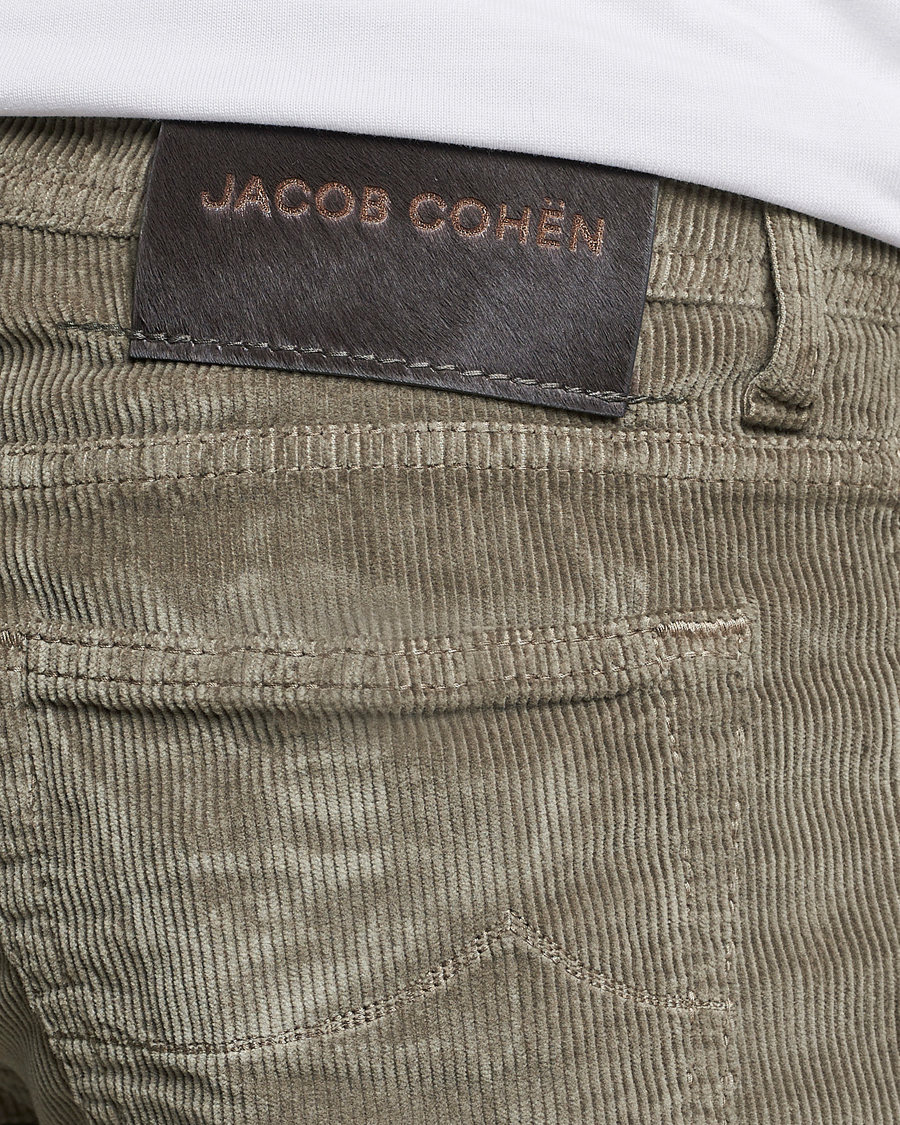 Men | Trousers | Jacob Cohën | Bard 5-Pocket Medium Corduroy Trousers Taupe