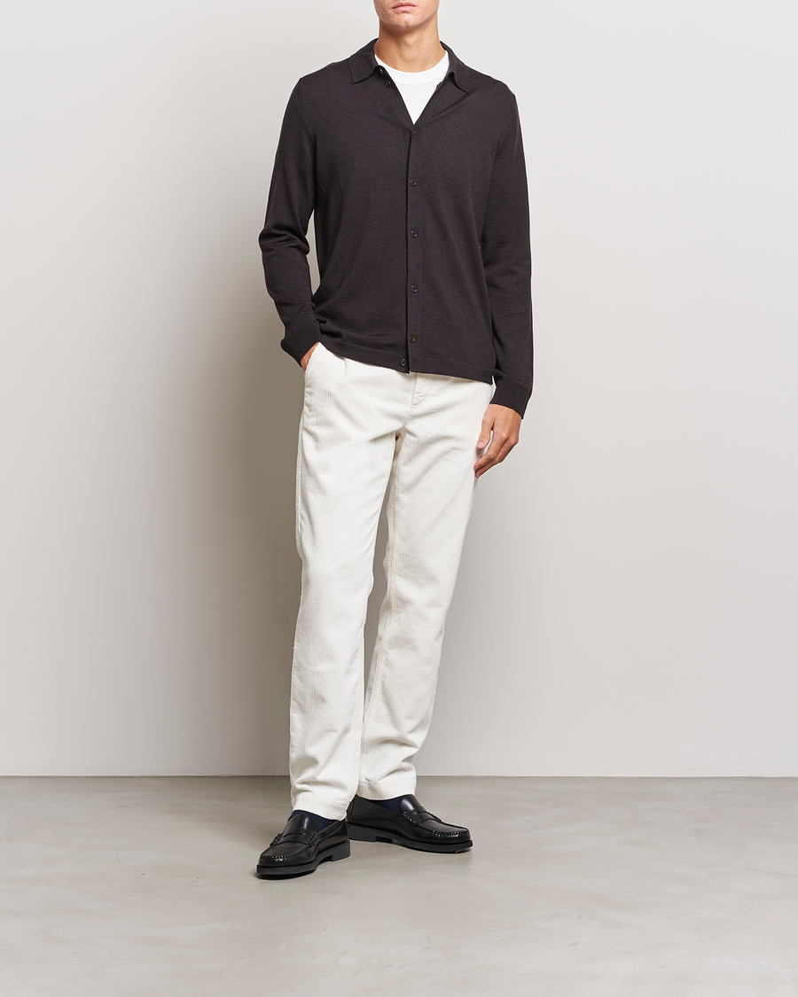 Men | Trousers | Morris | Jeffrey Corduroy Chinos Off White