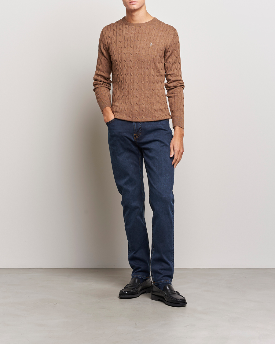 Men | Sweaters & Knitwear | Morris | Merino Cable Crew Neck Camel