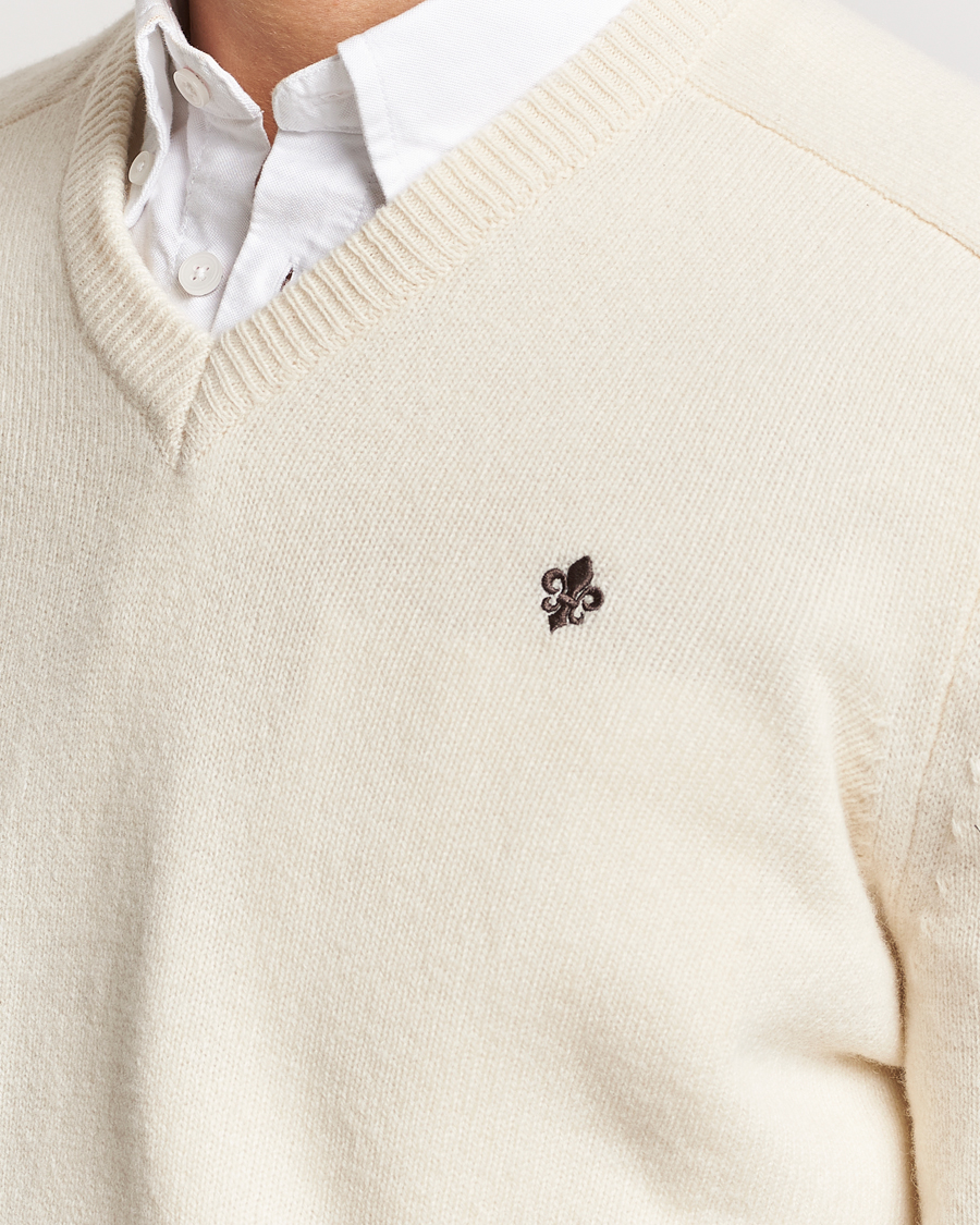 Men | Sweaters & Knitwear | Morris | Newton V-neck Off White
