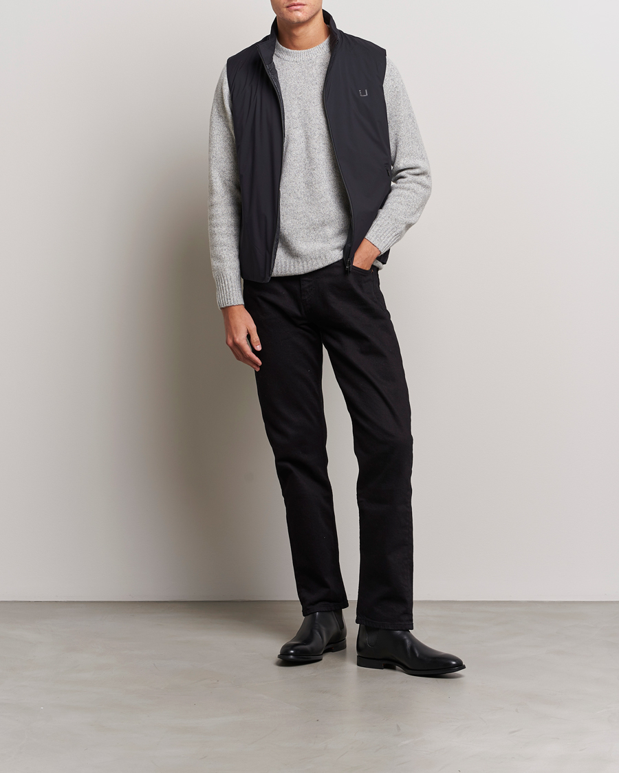 Men | Gilets | UBR | Raptor Lightweight Vest Black Storm