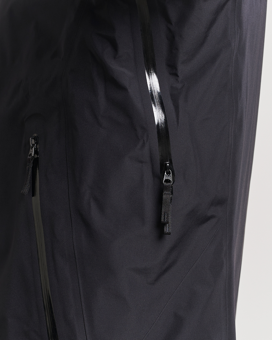 Men | Coats & Jackets | Arc'teryx | Beta LT Jacket Black
