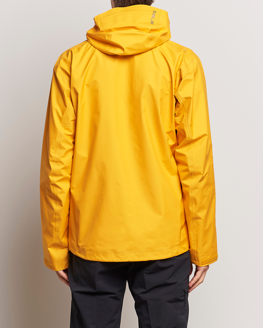 Men | Coats & Jackets | Arc'teryx | Beta Jacket Edziza Orange