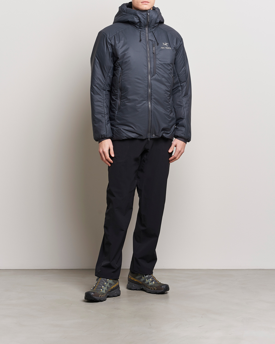 Men | Coats & Jackets | Arc'teryx | Nuclei SV Parka Graphite