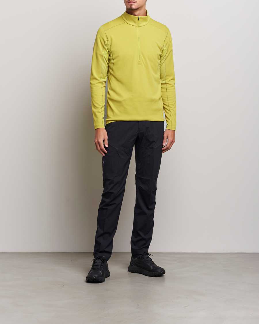 Men | Sweaters & Knitwear | Arc'teryx | Rho Hybrid Half-Zip Lampyre Yellow