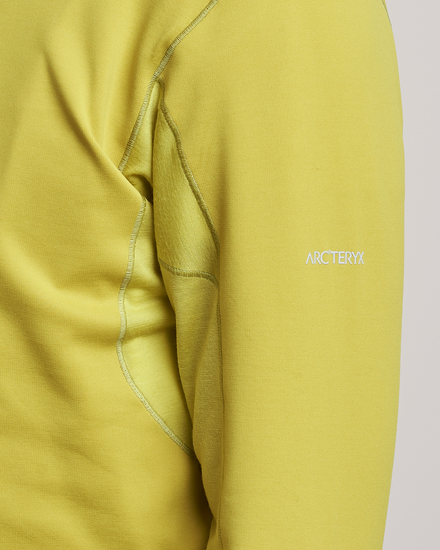 Men | Sweaters & Knitwear | Arc'teryx | Rho Hybrid Half-Zip Lampyre Yellow
