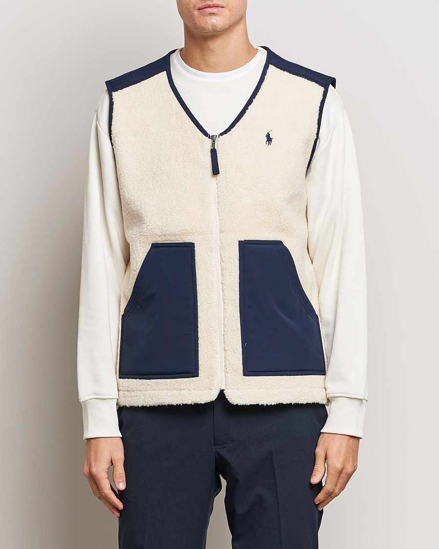 Men | Coats & Jackets | Polo Ralph Lauren | Gilet Pile Vest Winter Cream/Newport Navy