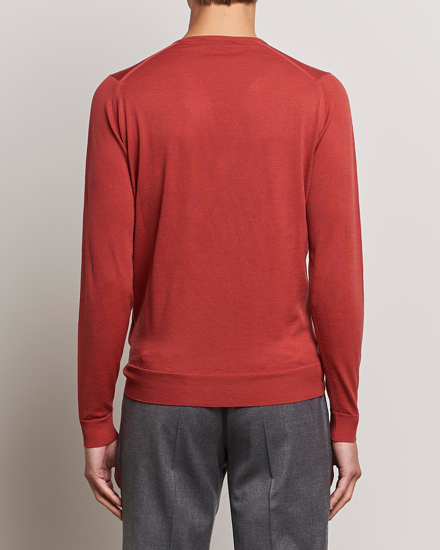Men | Sweaters & Knitwear | John Smedley | Lundy Extra Fine Merino Crew Neck Redwood