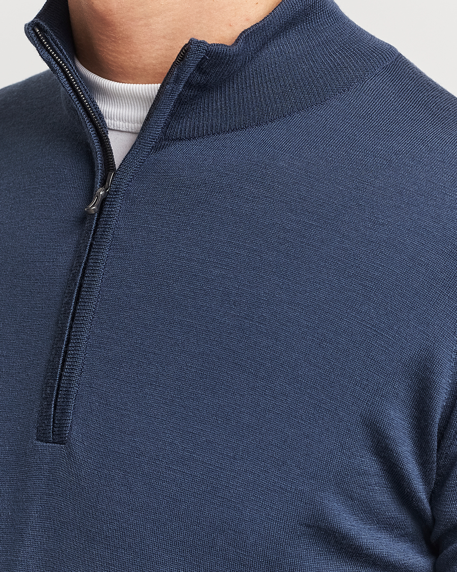 Men | Sweaters & Knitwear | John Smedley | Barrow Extra Fine Merino Half Zip Smoke Blue
