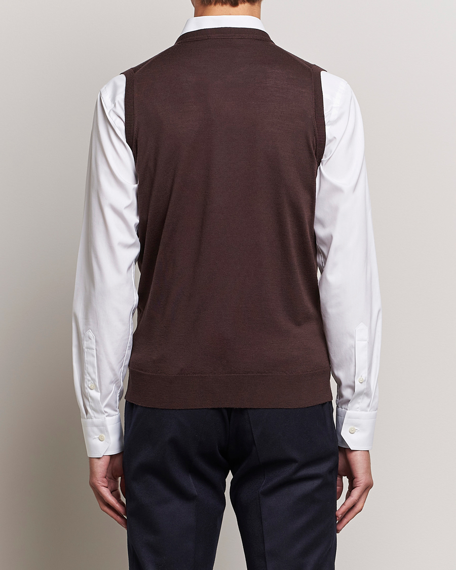 Men | Sweaters & Knitwear | John Smedley | Huntswood Slim Fit Waistcoat Truffle Brown