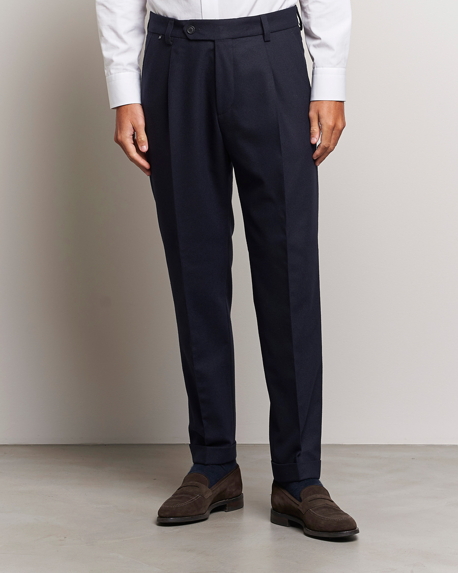 Men | Trousers | BOSS BLACK | Perin Tech Flannel Pleated Trousers Dark Blue