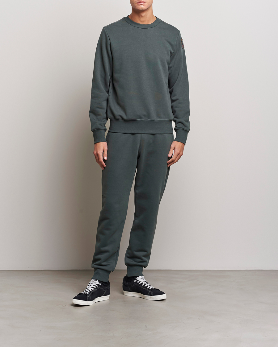 Men | Trousers | Parajumpers | Makalu Super Easy Sweatpants Green Gables