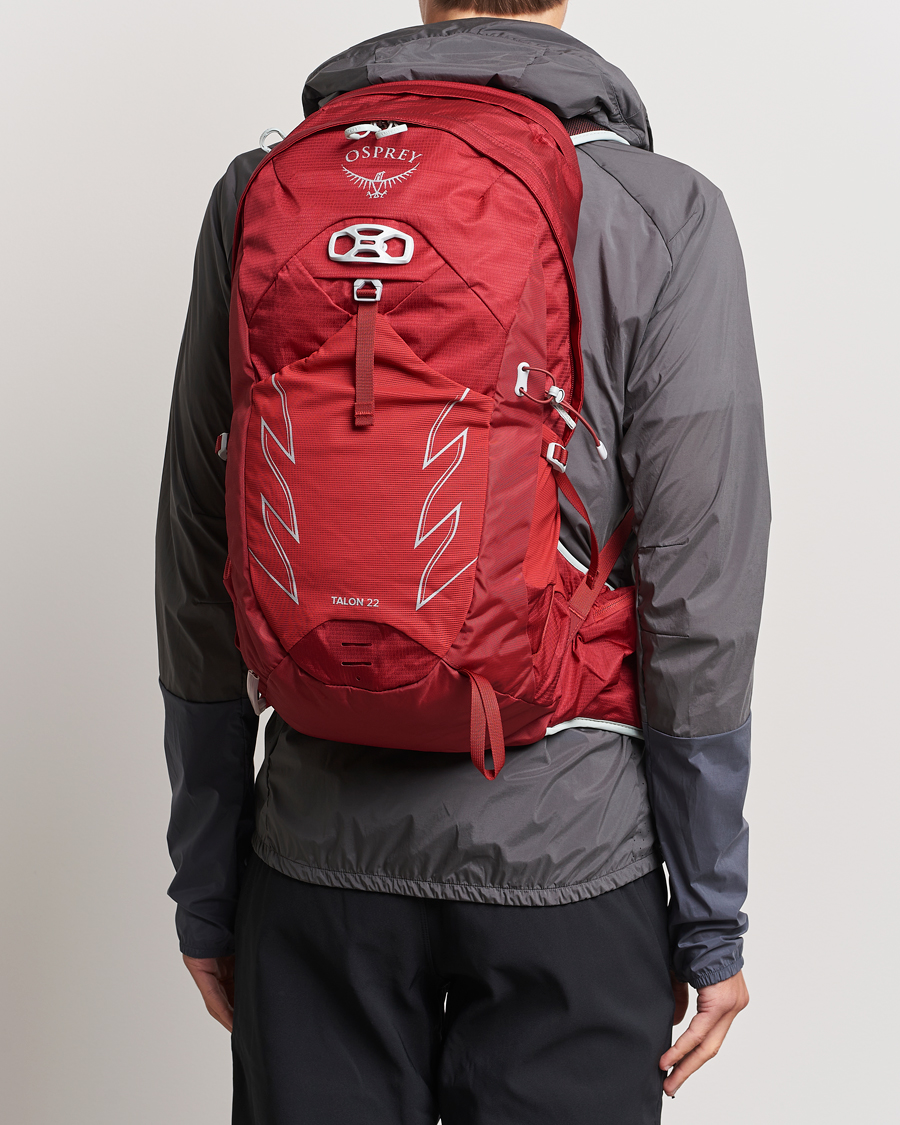 Men | Bags | Osprey | Talon 22 Backpack Cosmic Red