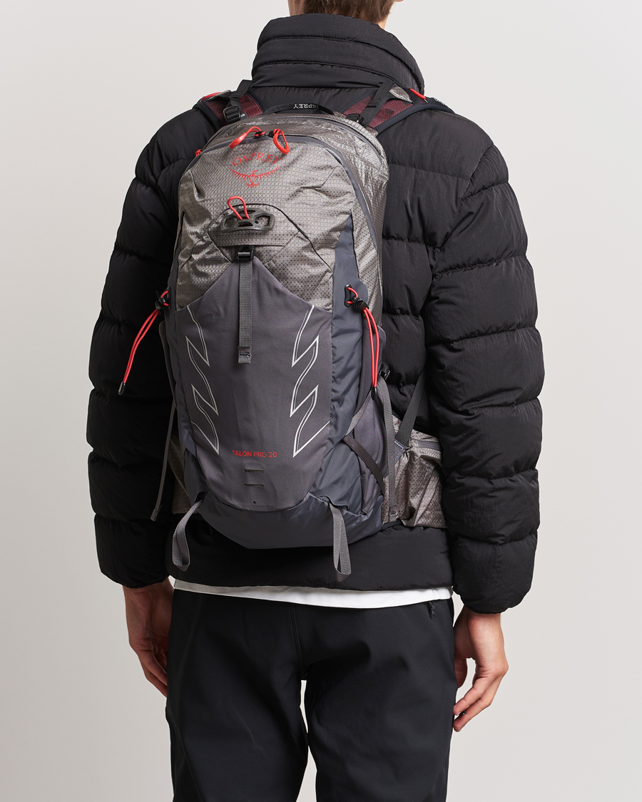 Men | Backpacks | Osprey | Talon Pro 20 Backpack Carbon