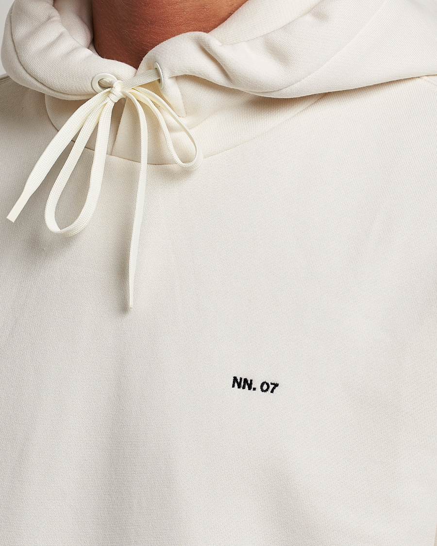 Men | Sweaters & Knitwear | NN07 | Briggs Logo Hoodie Off White