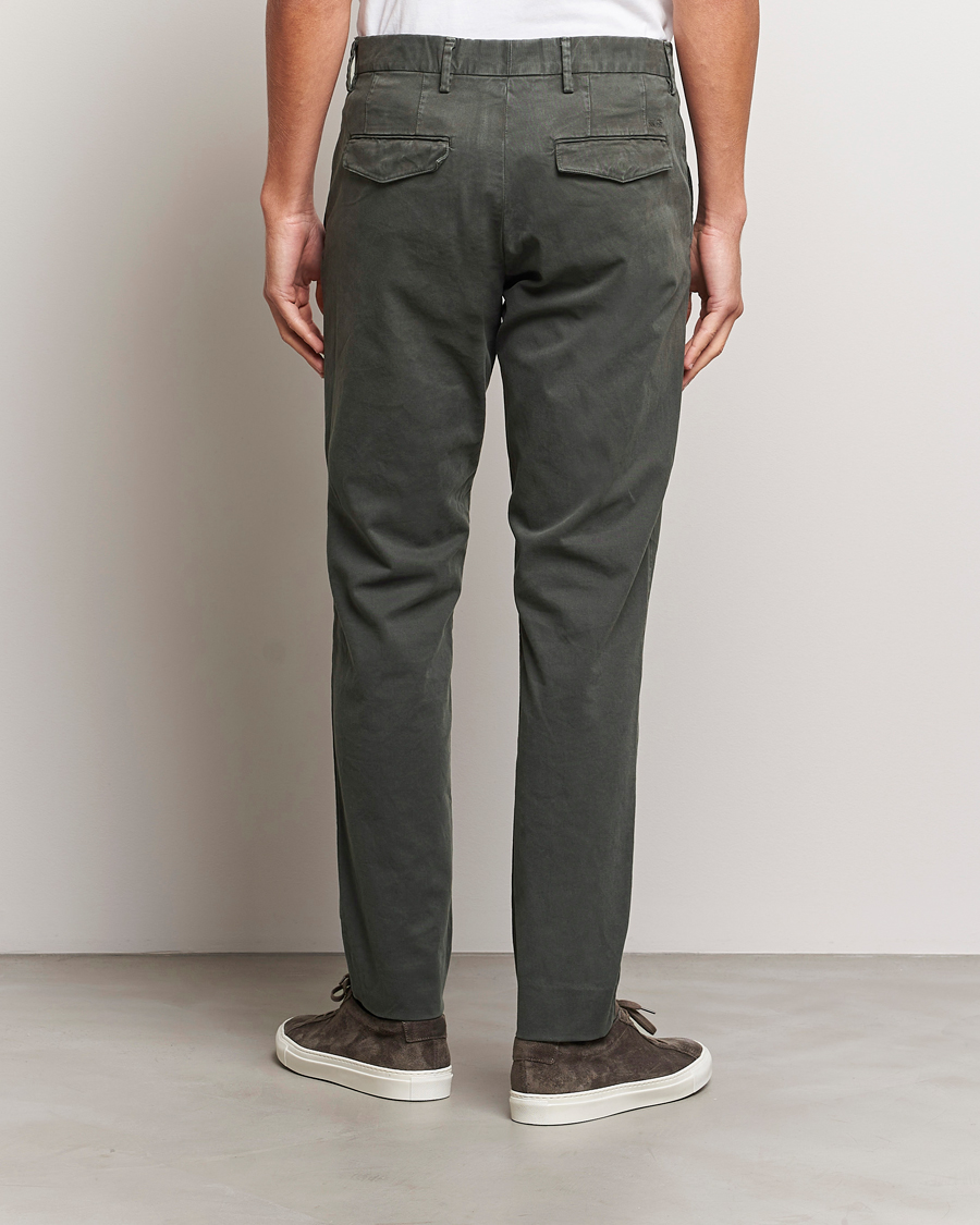 Men | Trousers | NN07 | Wilhelm Regular Fit Stretch Chinos Dark Green