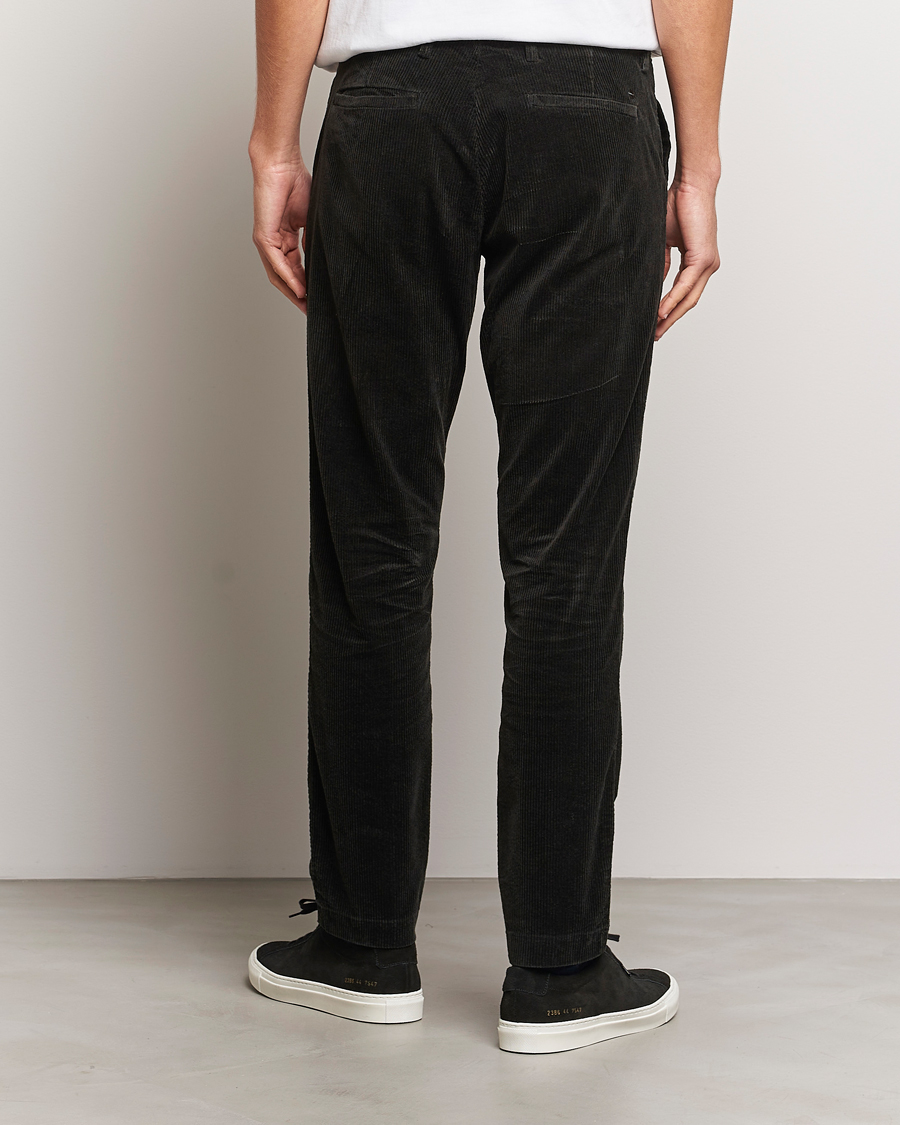 Men | Trousers | NN07 | Theo Regular Fit Corduroy Chinos Dark Army
