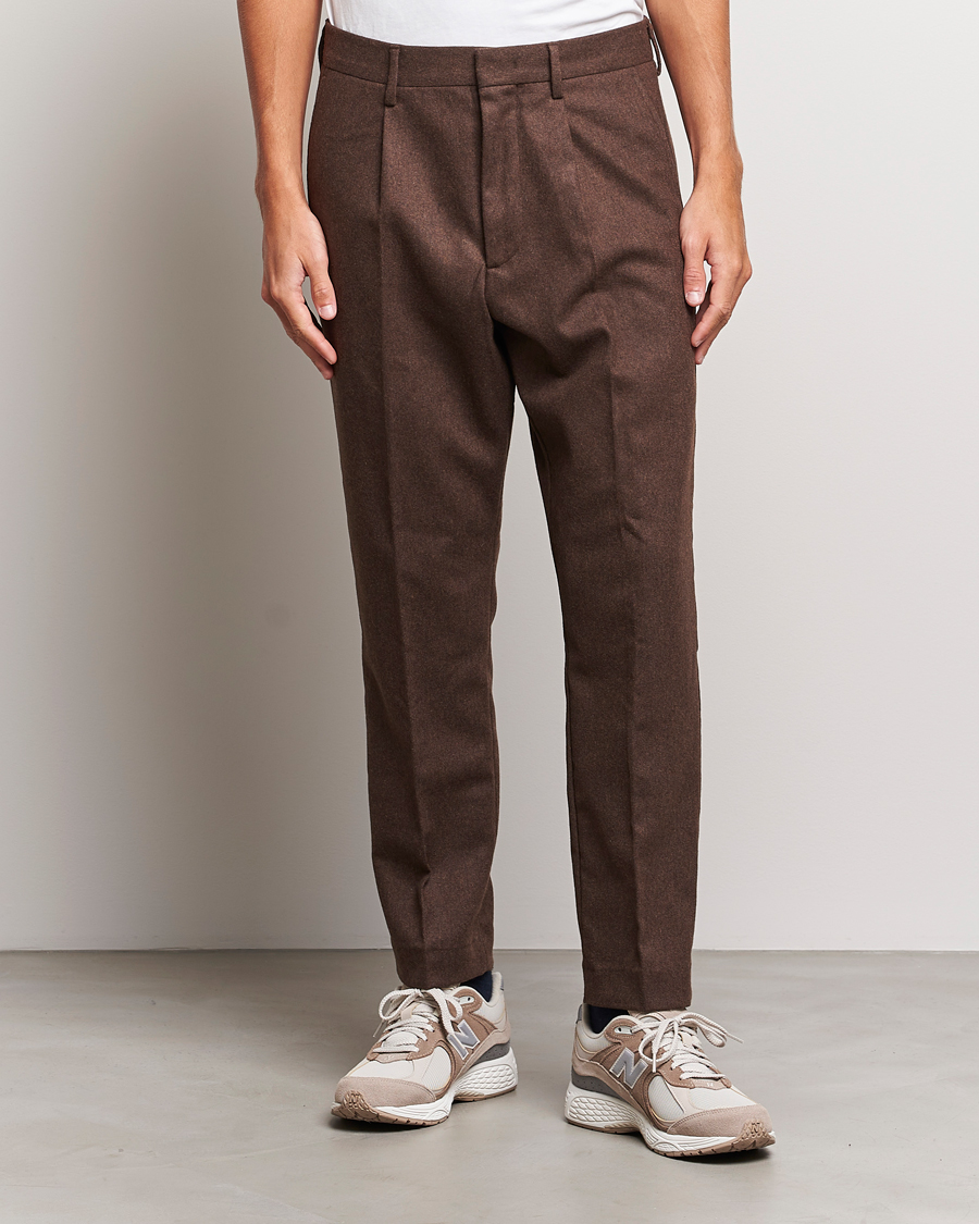 Men | Trousers | NN07 | Bill Brushed Flannel Pleated Trousers Demitasse Brown