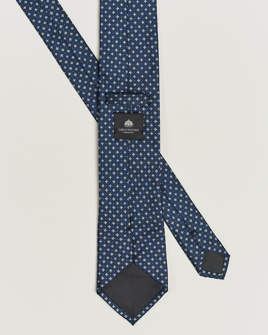 Men | Amanda Christensen Box Set Silk 8cm Tie and Twill Pocket Square Navy | Amanda Christensen | Box Set Silk 8cm Tie and Twill Pocket Square Navy