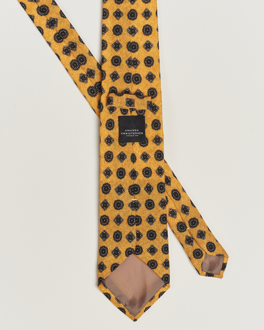 Men | Amanda Christensen Wool Flannel 8cm Printed Medallion Tie Yellow | Amanda Christensen | Wool Flannel 8cm Printed Medallion Tie Yellow