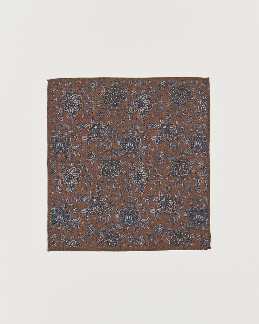 Men | Amanda Christensen Wool Flannel Large Flower Pocket Square Brown | Amanda Christensen | Wool Flannel Large Flower Pocket Square Brown