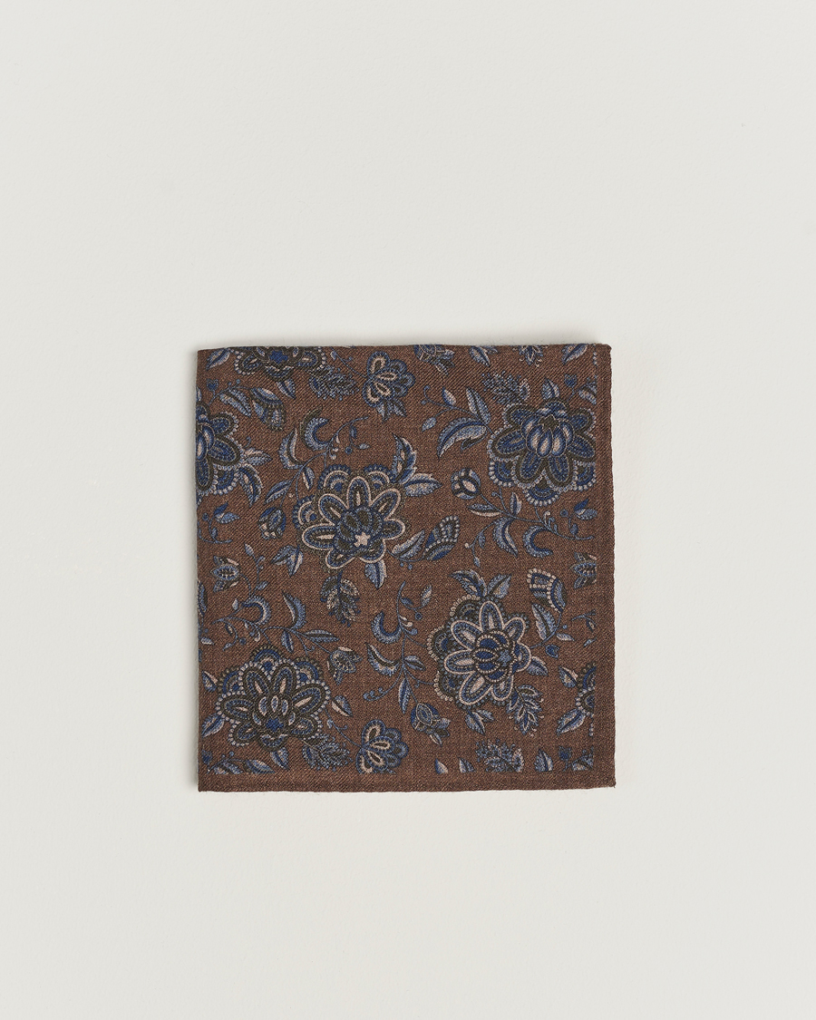 Men | Amanda Christensen Wool Flannel Large Flower Pocket Square Brown | Amanda Christensen | Wool Flannel Large Flower Pocket Square Brown