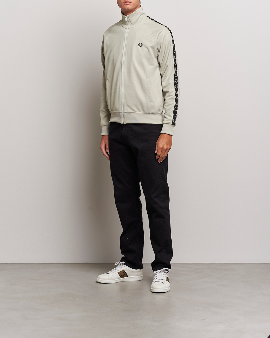Men | Sweaters & Knitwear | Fred Perry | Taped Track Jacket Light Oyster