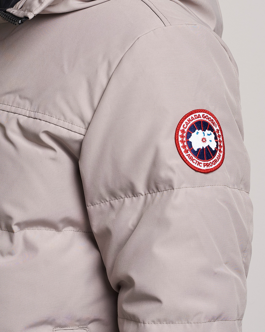 Men | Coats & Jackets | Canada Goose | Macmillan parka Limestone